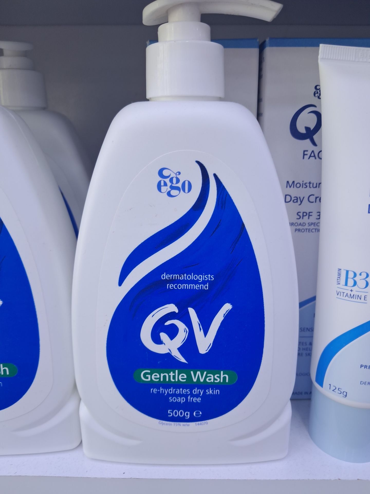 پن مایع شستشو صورت و بدن کیووی مدل Gentle Wash حجم ۵۰۰ میلی لیتر ---