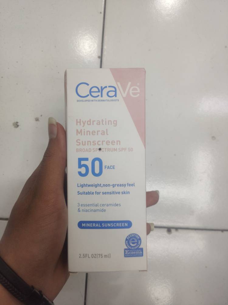ضد آفتاب معدنی آبرسان سیراوی مخصوص صورت SPF 50 حجم ۷۵ میلیلیتر