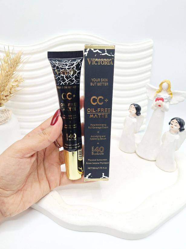 ۸کرم ضد آفتاب و پوشانندگی CC+ ویکتوریا مدل Oil-Free Matte با SPF 40 