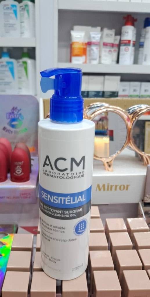 ژل شستشوی صورت ایسیام مدل سنسیتلیال (ACM Sensitélial Ultra-Rich Cleansing Gel) 