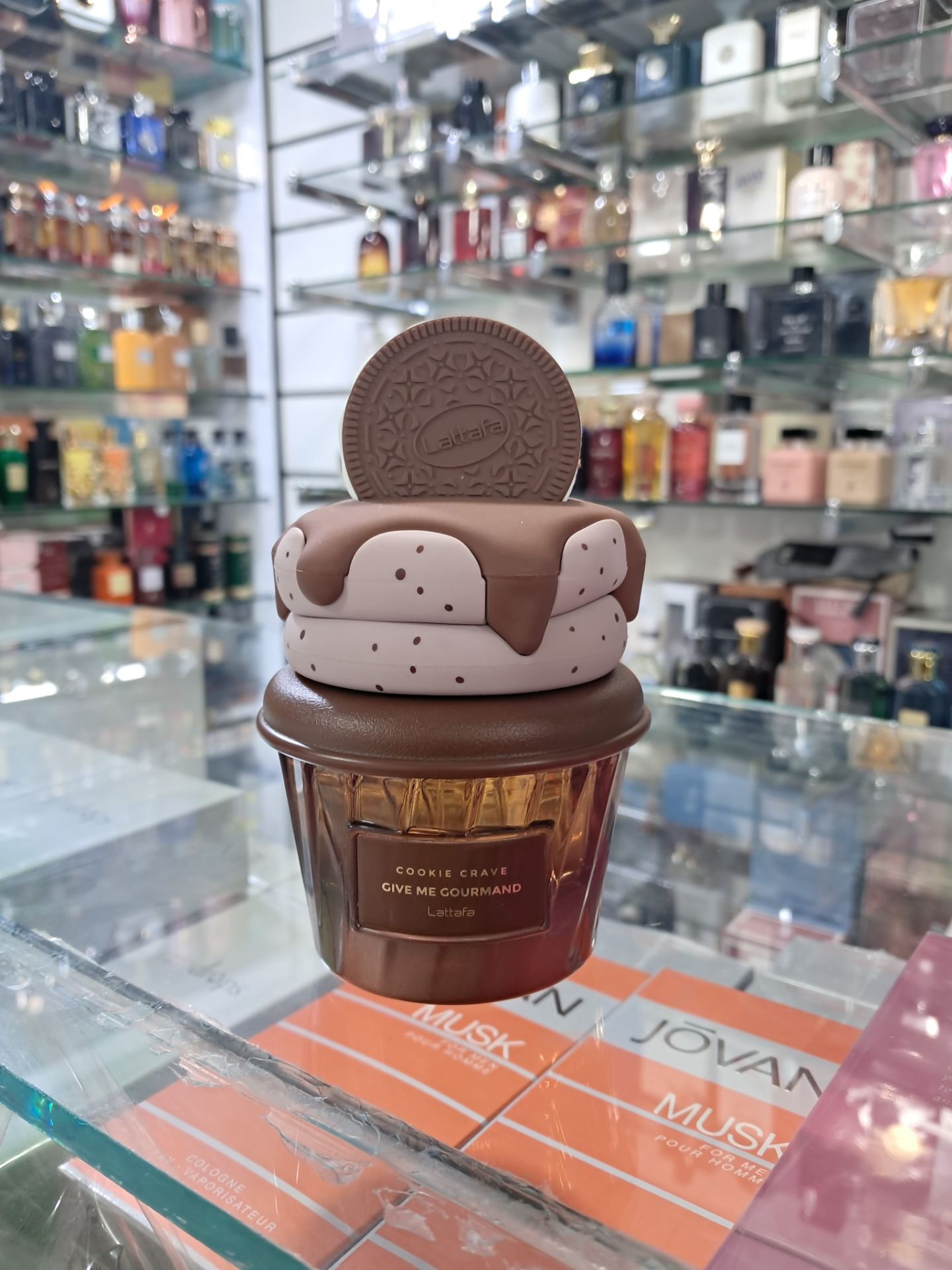ادو پرفیوم یونیسکس لطافه مدل Cookie Crave Give Me Gourmand حجم ۷۵ میلیلیتر 