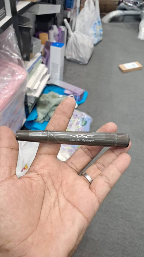 مداد ابرو مک مدل Beautiful Eyebrow رنگ قهوهای