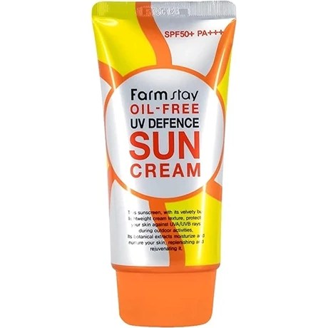 کرم ضد آفتاب فارم استی مدل Oil-Free UV Defence با SPF50 زنانه و مردانه بی رنگ حجم 70 میلی لیتر 
