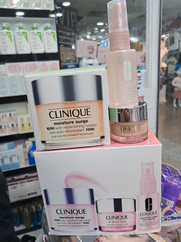 ست جوانساز و آبرسان حرفهای کلینیک (Clinique) سری Moisture Surge (اورجینال)