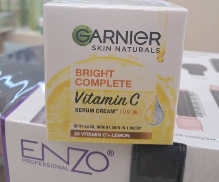 کرم-سرم روشنکننده ویتامین C گارنیه(مستر) (Garnier Bright Complete Vitamin C Serum Cream UV) 