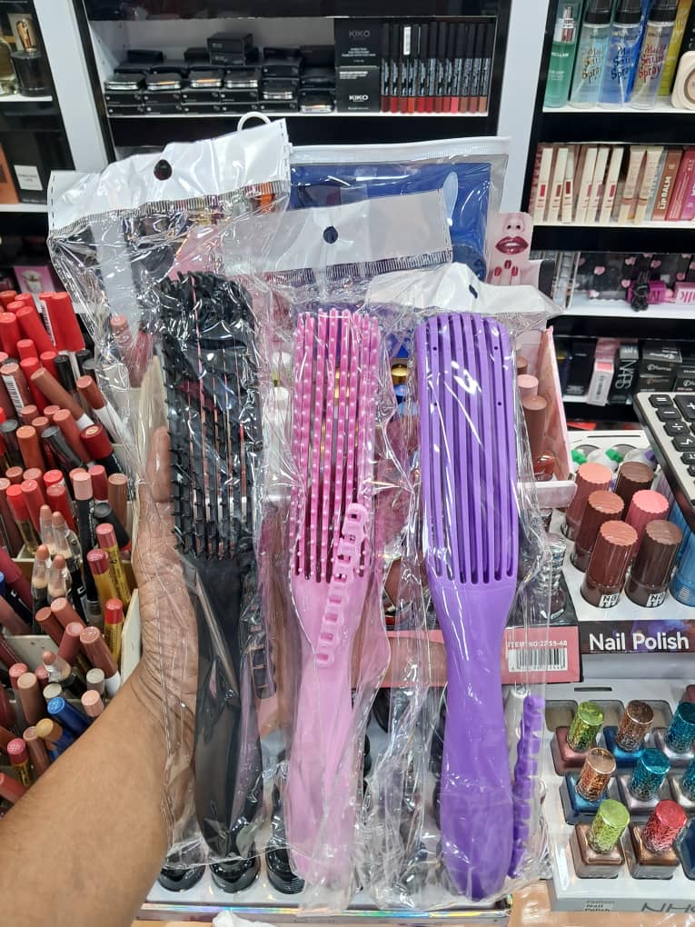برس گرهبازکن تخصصی موهای فر و مجعد (Detangling Brush) – مدل منعطف ۸ ردیفه 