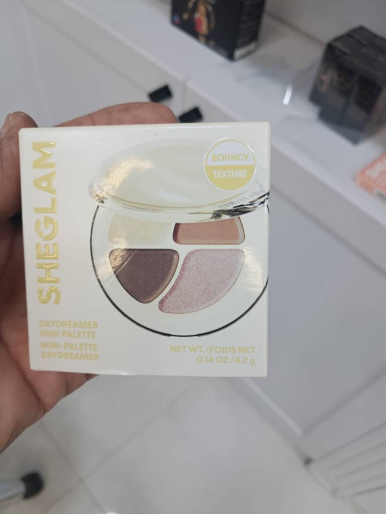 پالت سایه کوچک شیگلم مدل Daydreamer (سری Bouncy Texture)