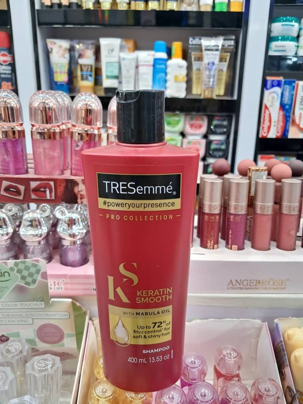 شامپو کراتینه ترزمه مدل Keratin Smooth حاوی روغن مارولا مناسب موهای وز رنگ قرمز حجم 400 میلی لیتر